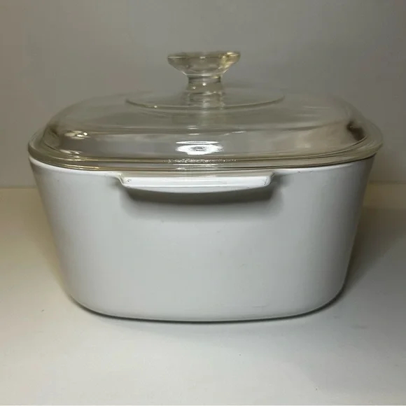 Vintage Corning Ware Blue Cornflower 3 Quart Baking Dish with Pyrex Lid - Picture 7 of 16